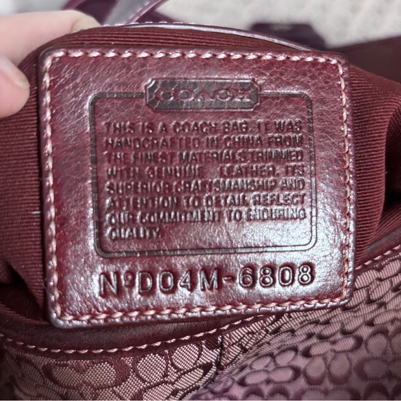 Vintage Coach Burgundy Signature Print Soho bag - Picture 13 of 16
